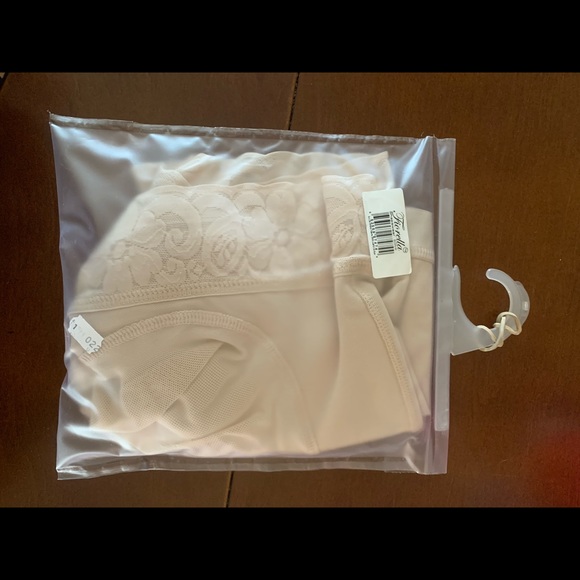 Fiorella Shapewear Butt lifter enhancer powernet - Picture 2 of 7